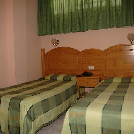 Aparthotel Teneguia 3*